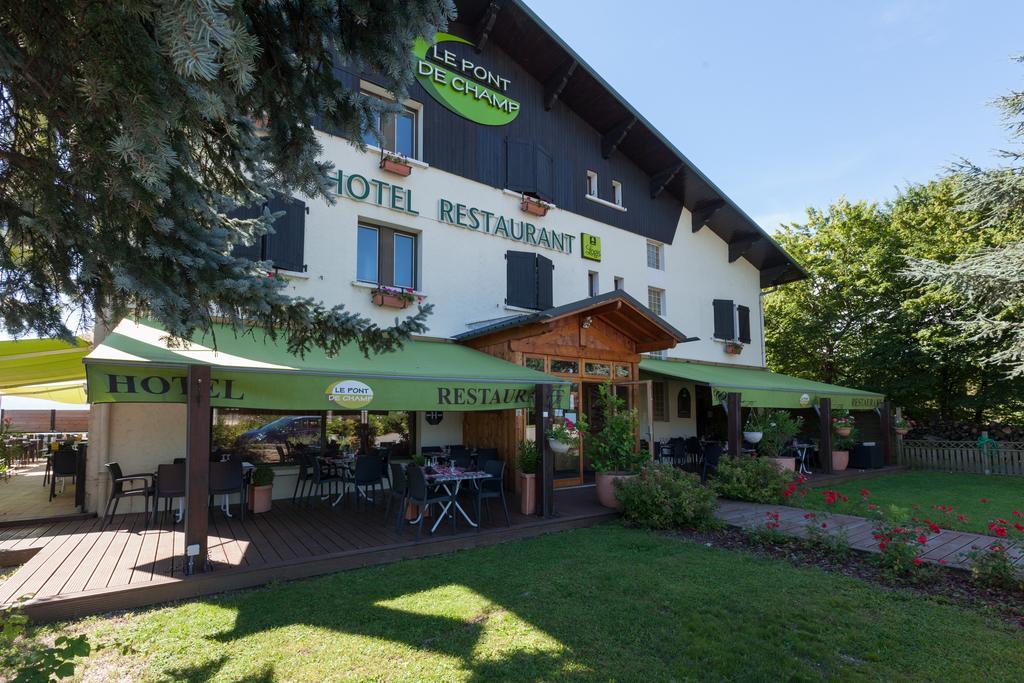 Logis Le Pont De Champ Hotel Beaucroissant Екстериор снимка