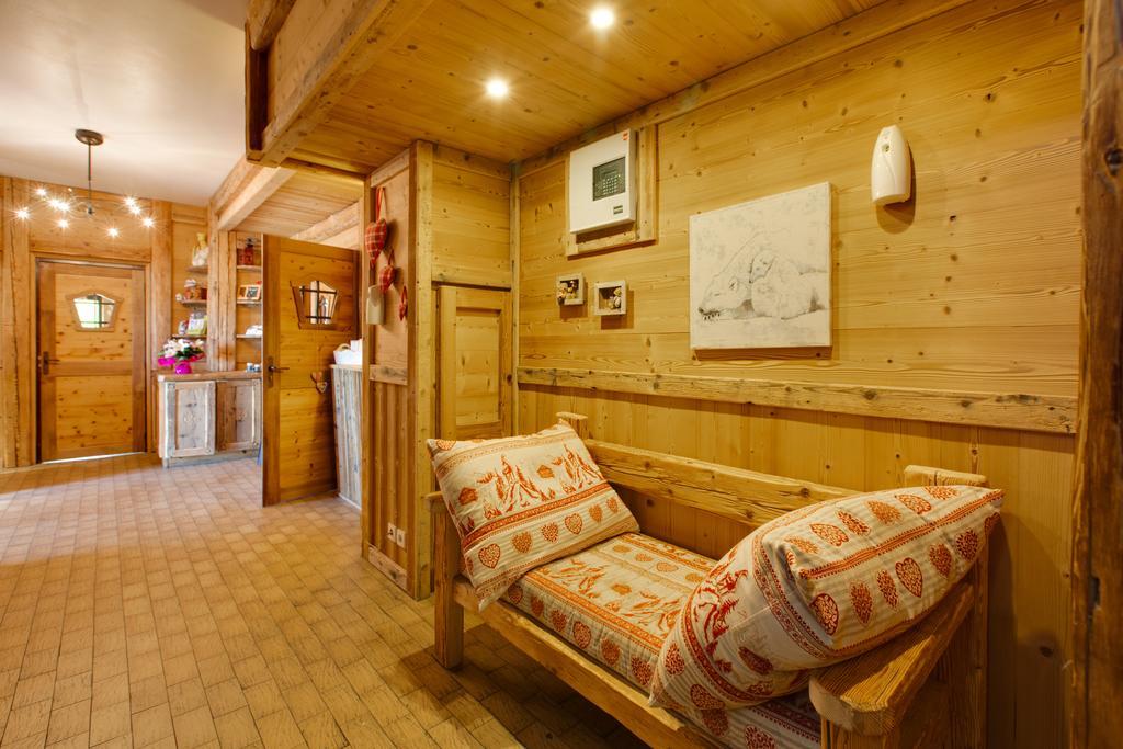 Logis Le Pont De Champ Hotel Beaucroissant Екстериор снимка